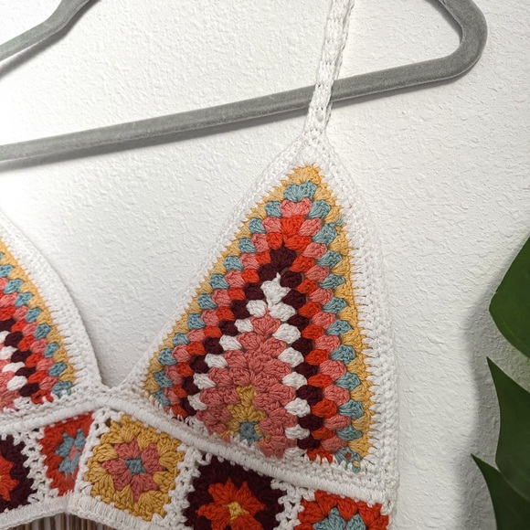 Gorgeous Boho Crochet Swim Top x Bralette - Picture 3 of 8